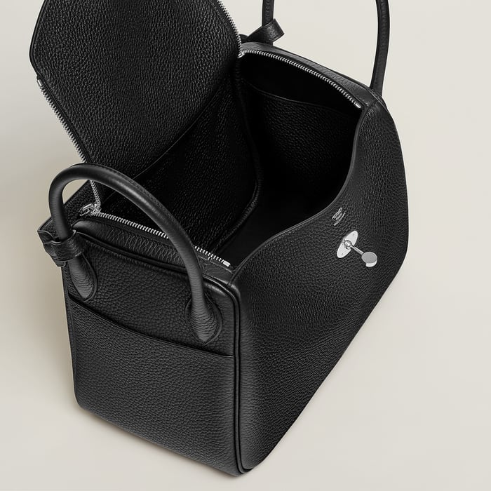 Noir Lindy 30 Bag
