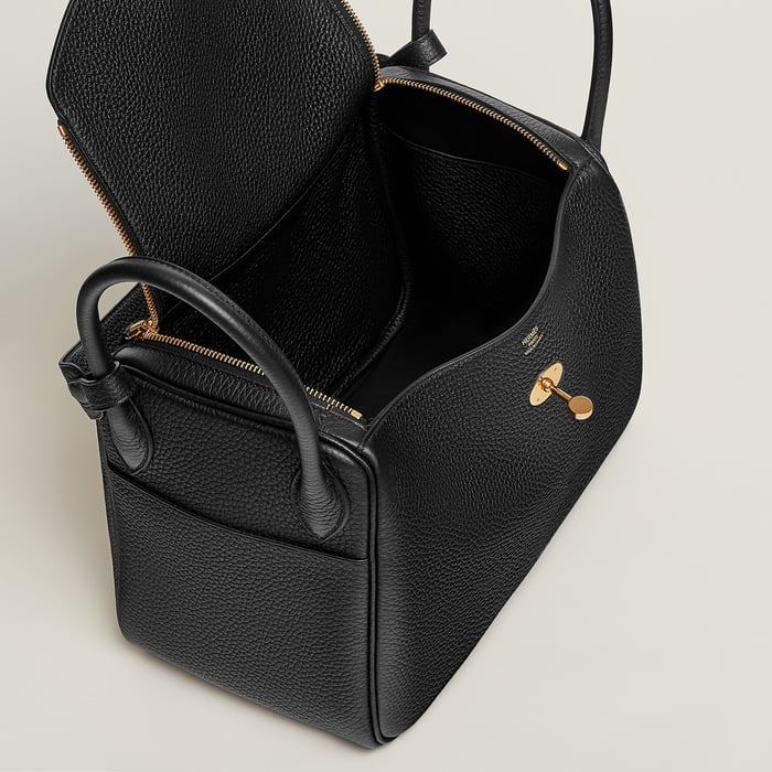 Noir Lindy 30 Bag