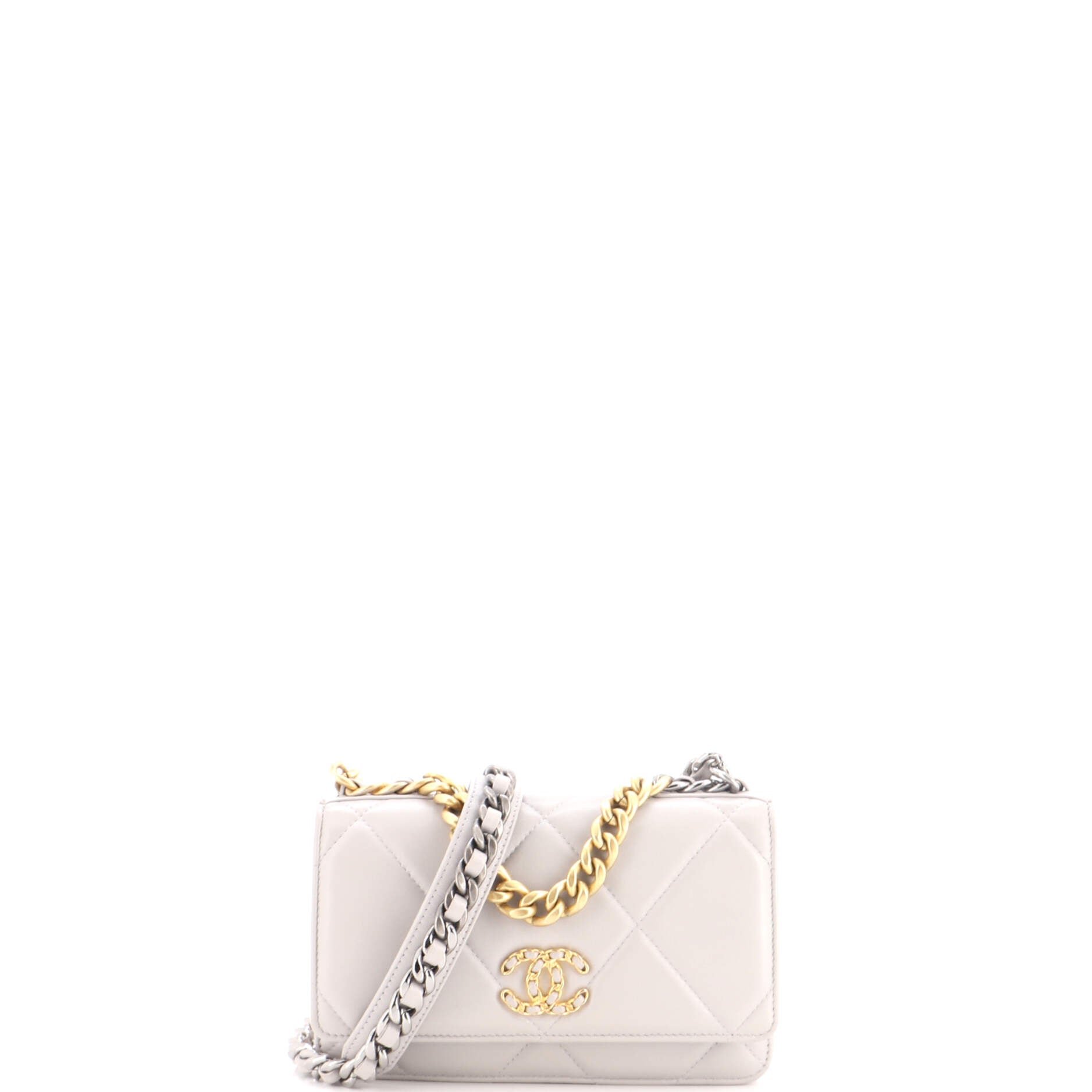 19 Wallet on Chain Quilted Lambskin