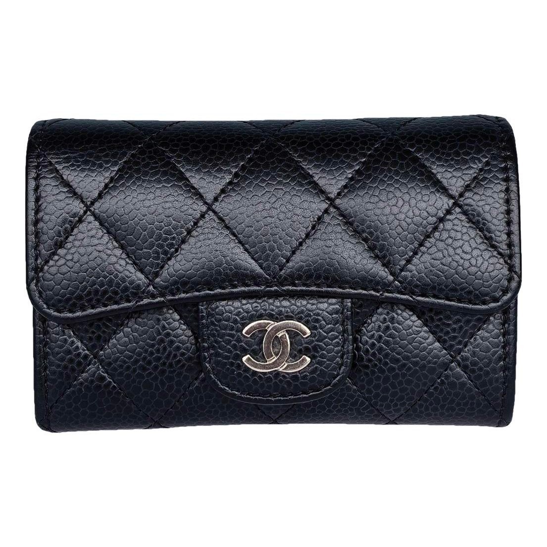 Wallet On Chain leather crossbody bag