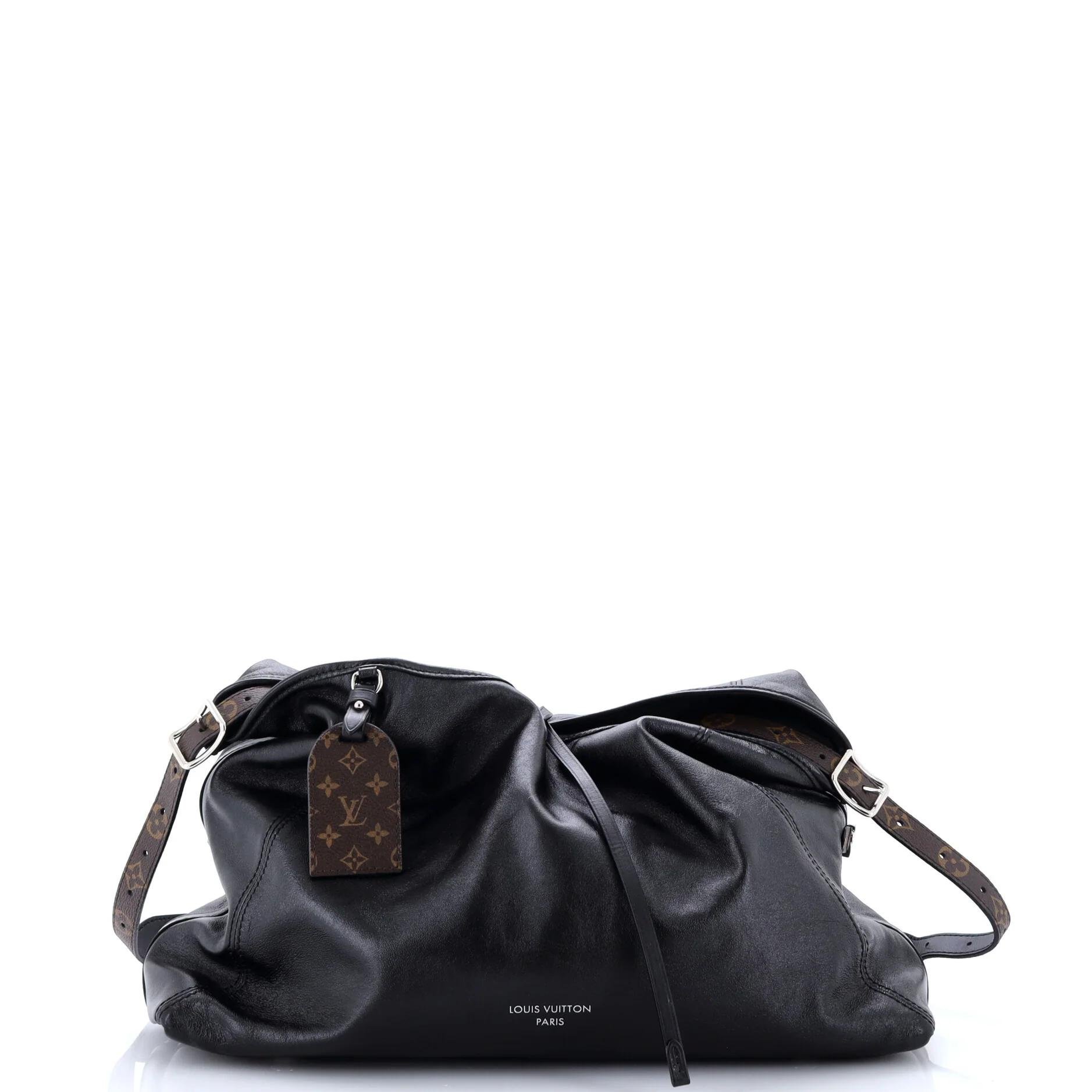 Louis Vuitton Leather handbag