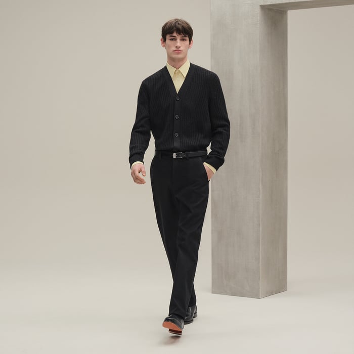 Noir "Soie d'Hiver" Buttoned Cardigan