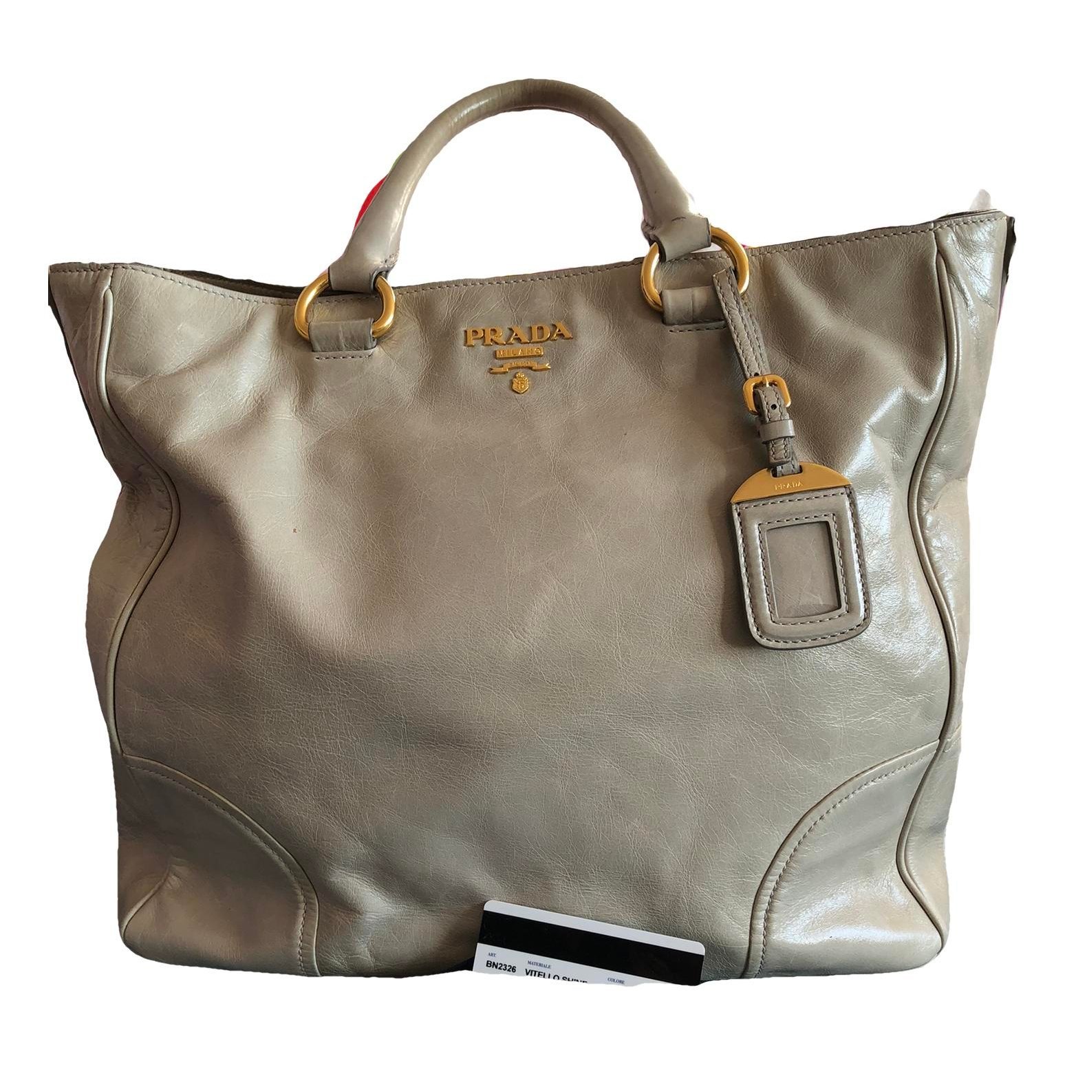Leather handbag