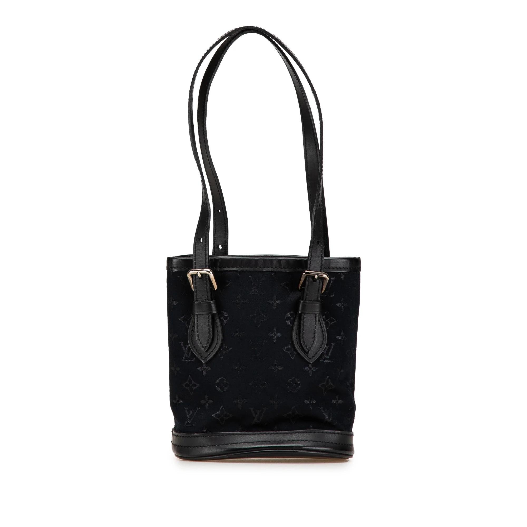 Bucket cloth handbag