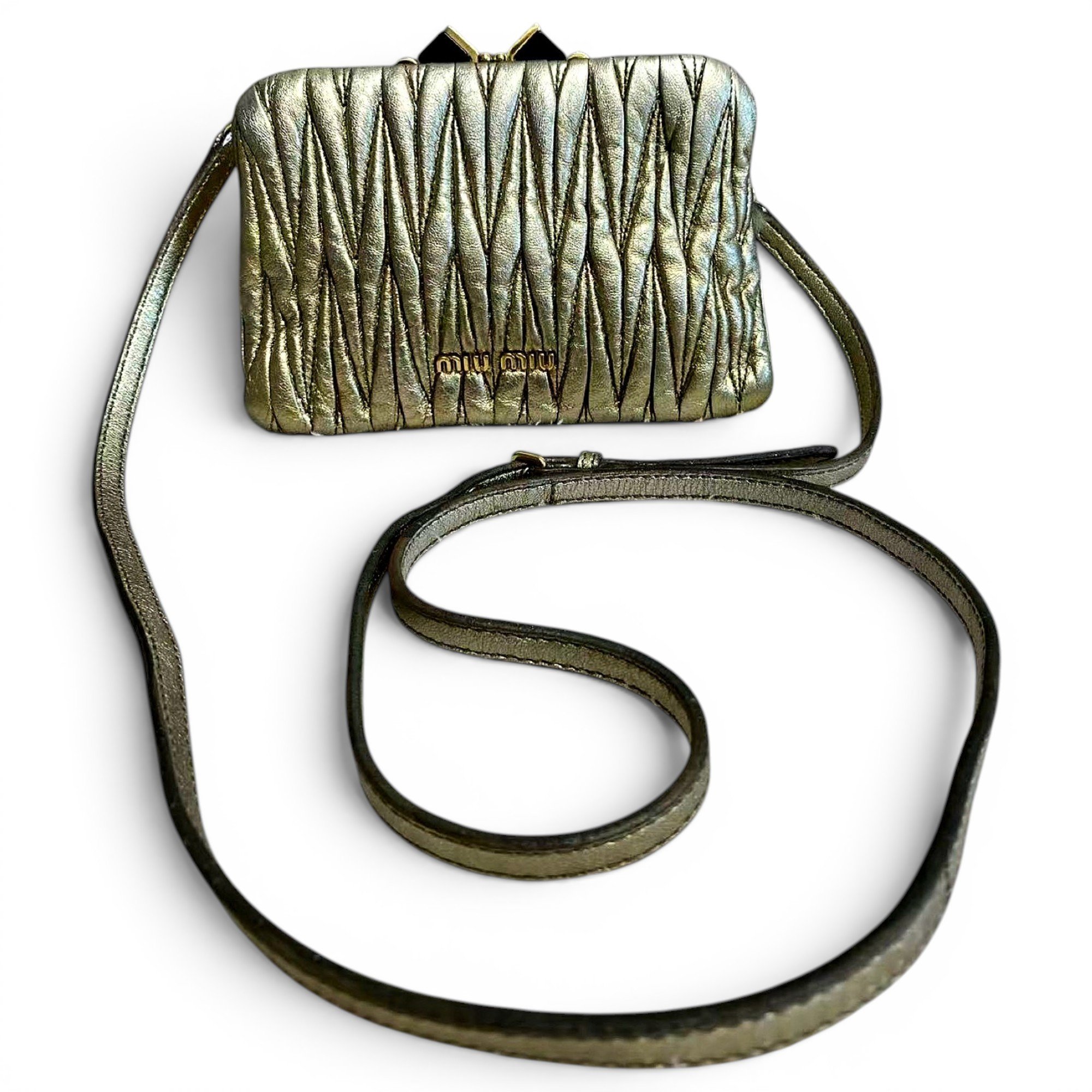 Matelassé leather crossbody bag