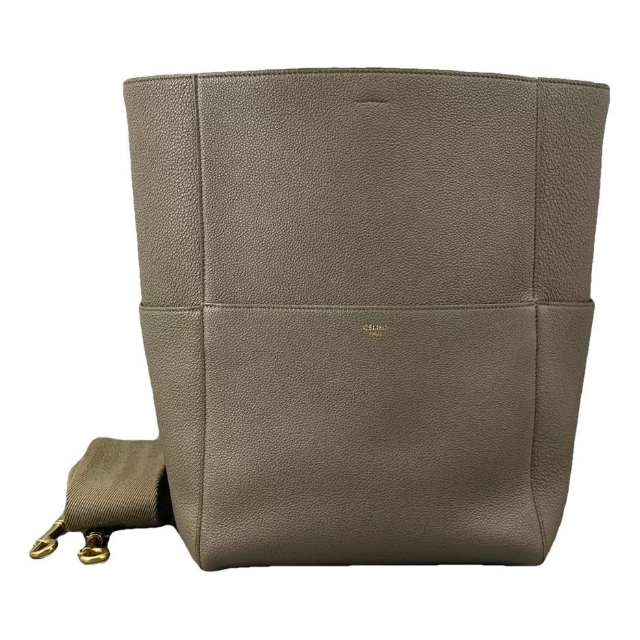 Leather tote