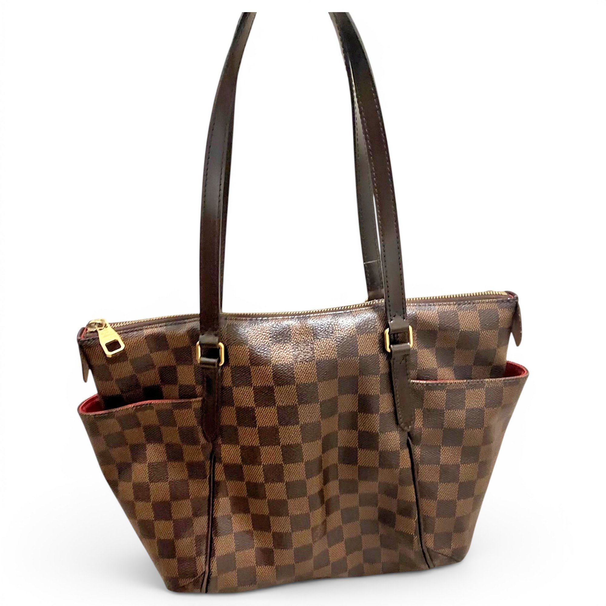 Totally leather handbag