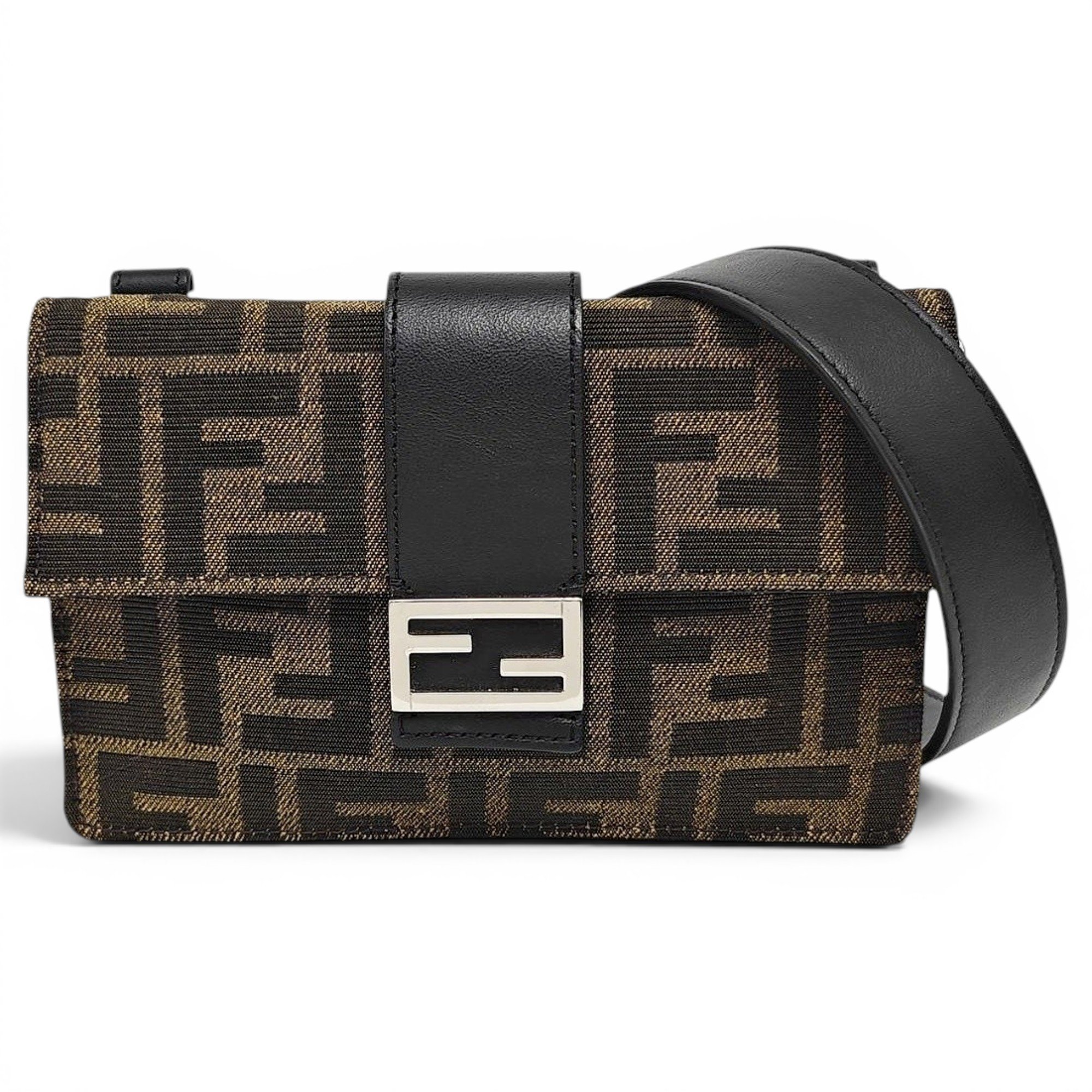 Baguette cloth handbag