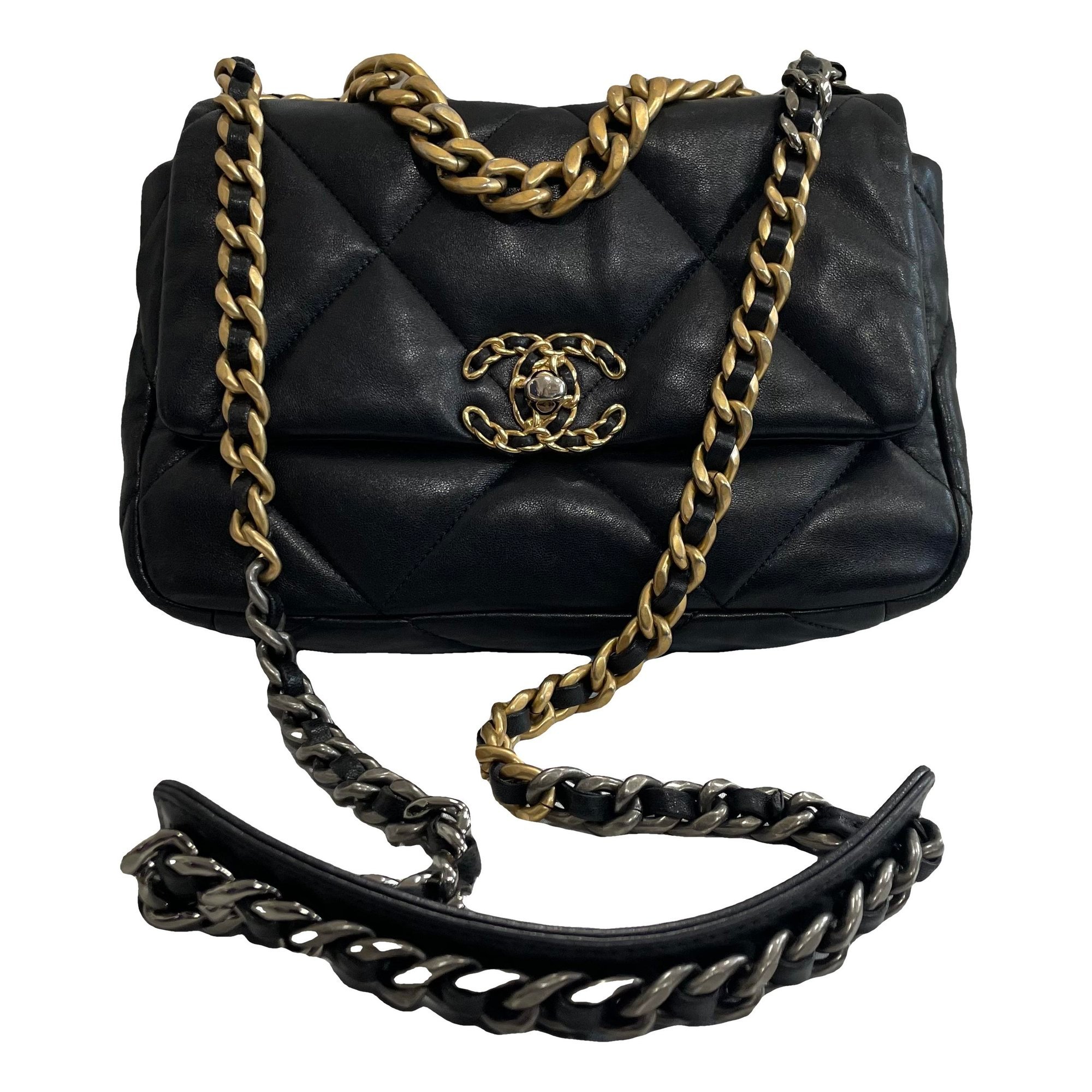 Chanel 19 leather handbag