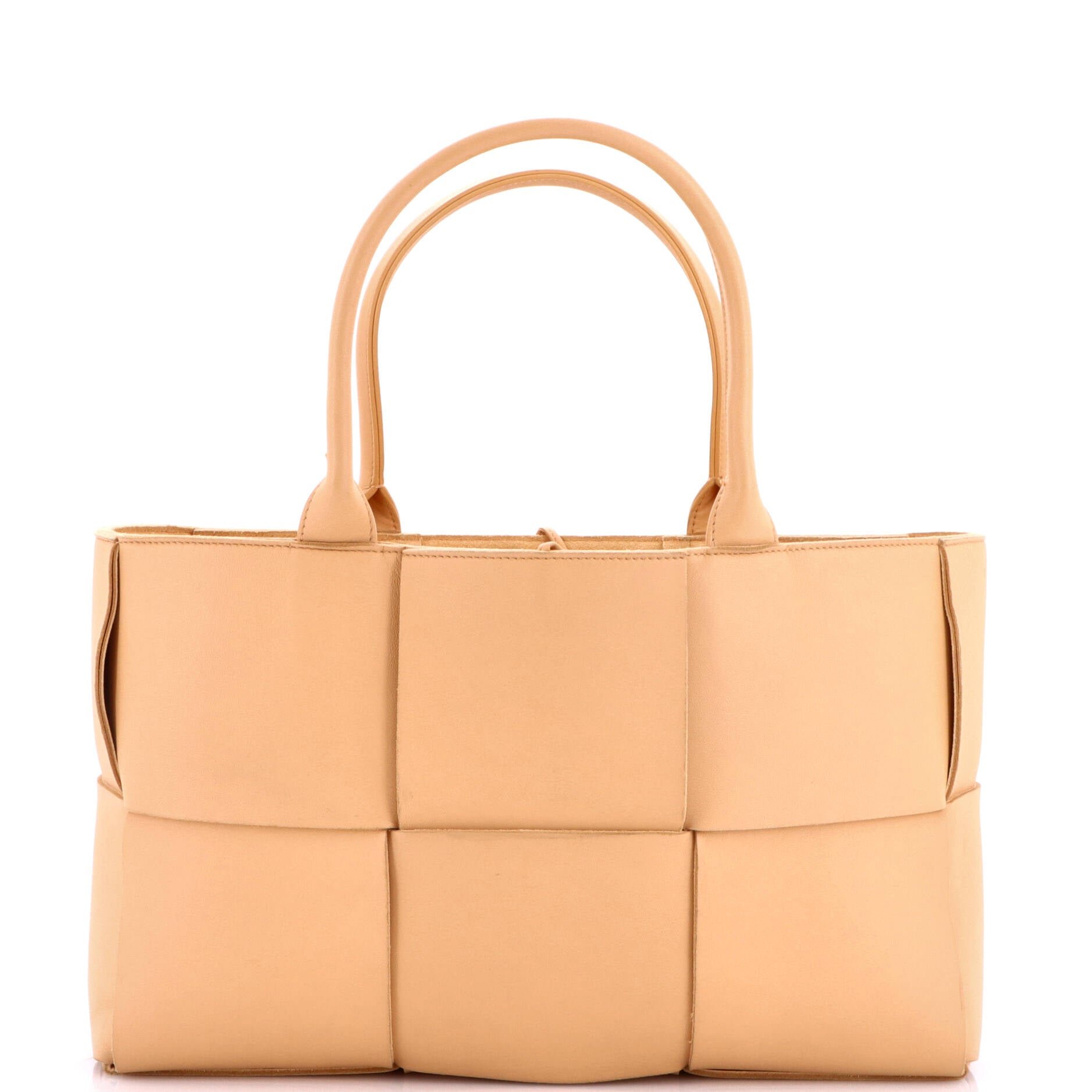Arco Tote Maxi Intrecciato Leather Medium