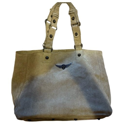 Daily tote