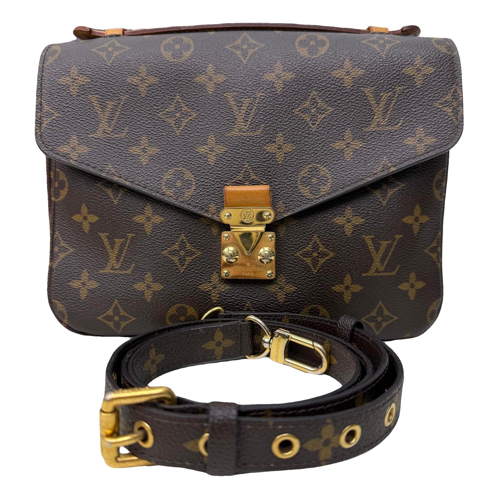 Metis leather handbag