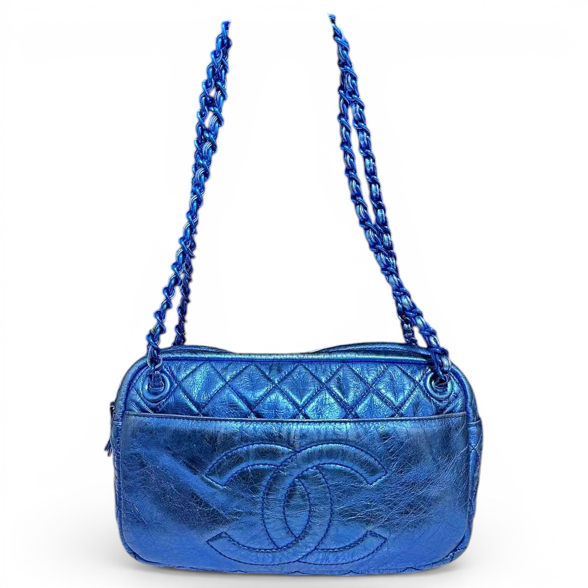 Médaillon leather handbag