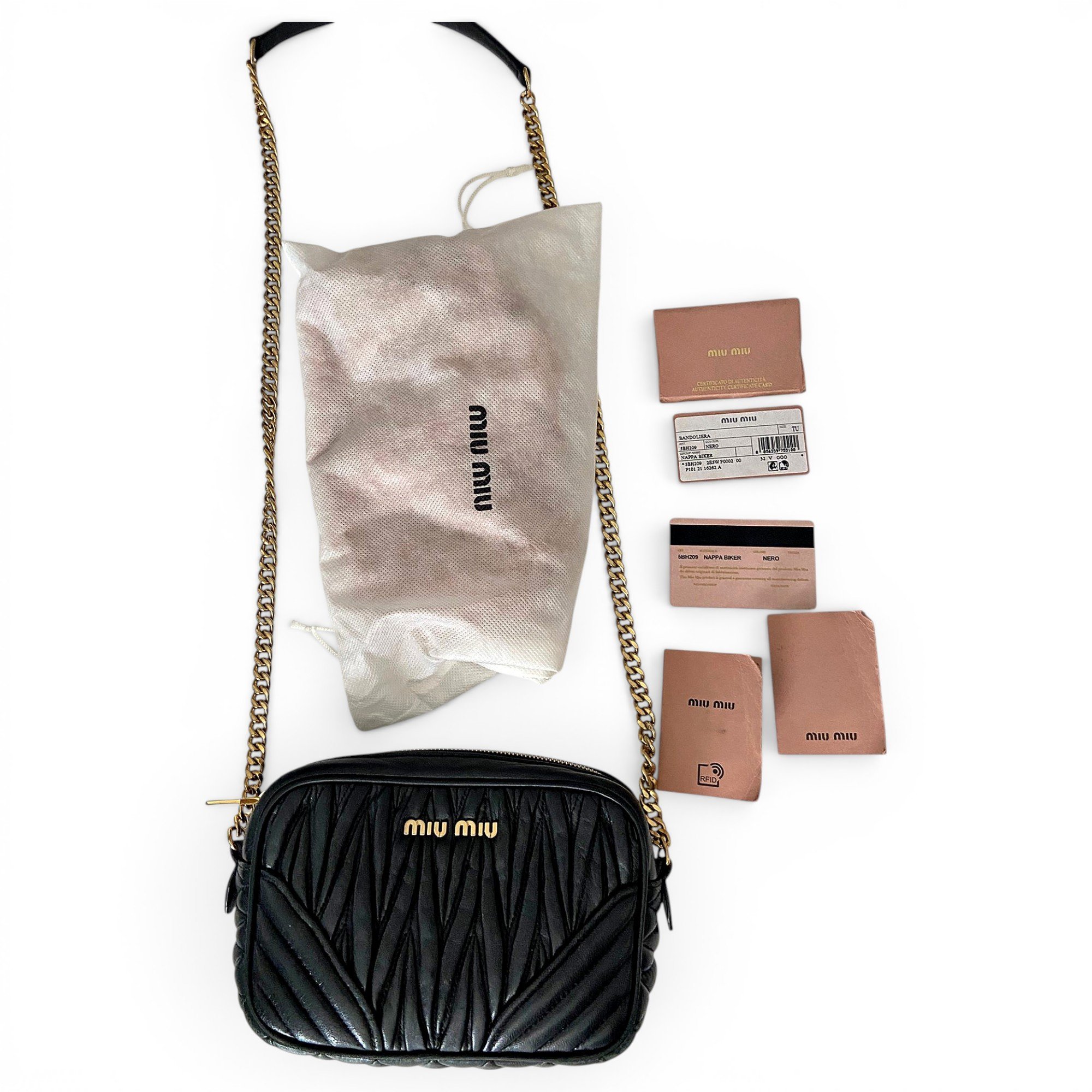 Matelassé leather crossbody bag