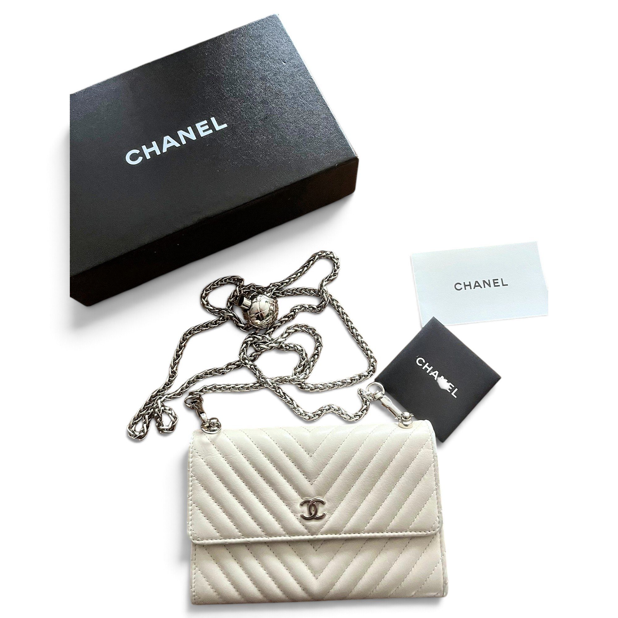 Leather clutch bag