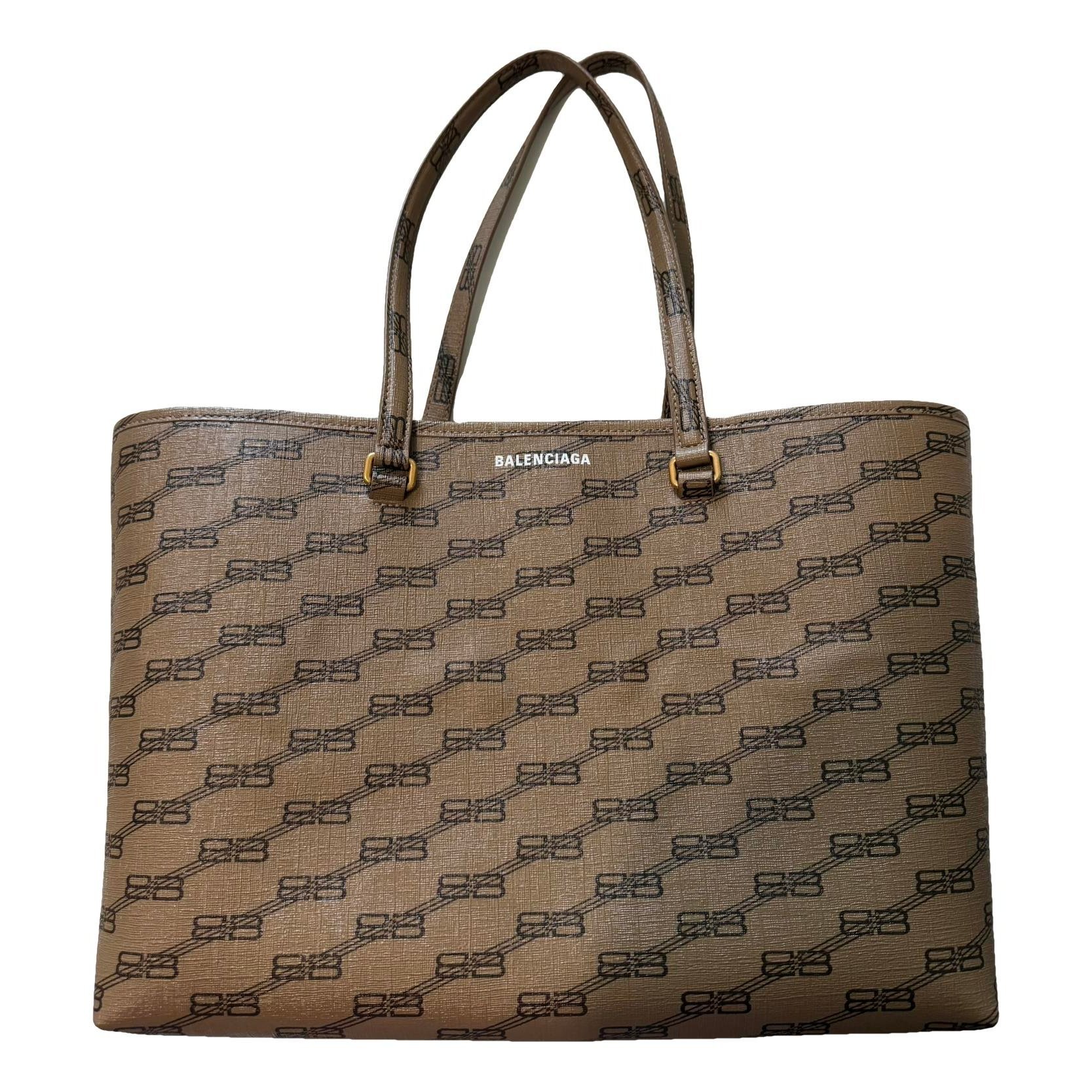 Leather tote