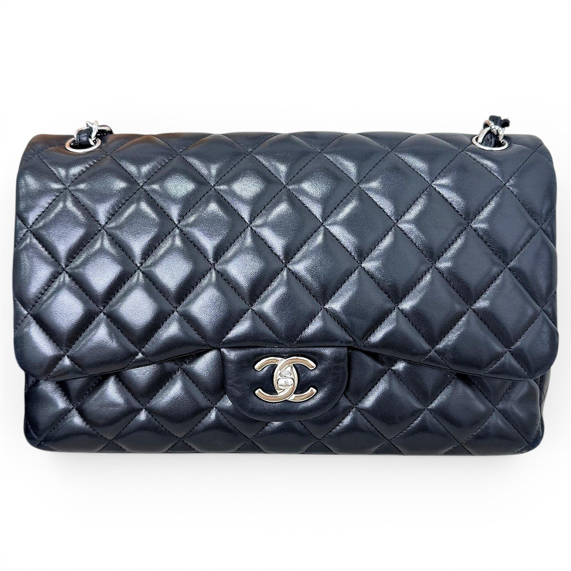 Timeless/Classique leather crossbody bag