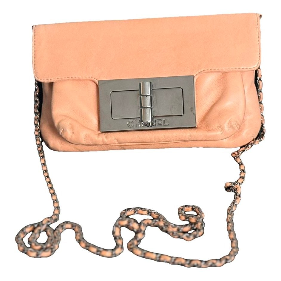 Wallet On Chain leather crossbody bag