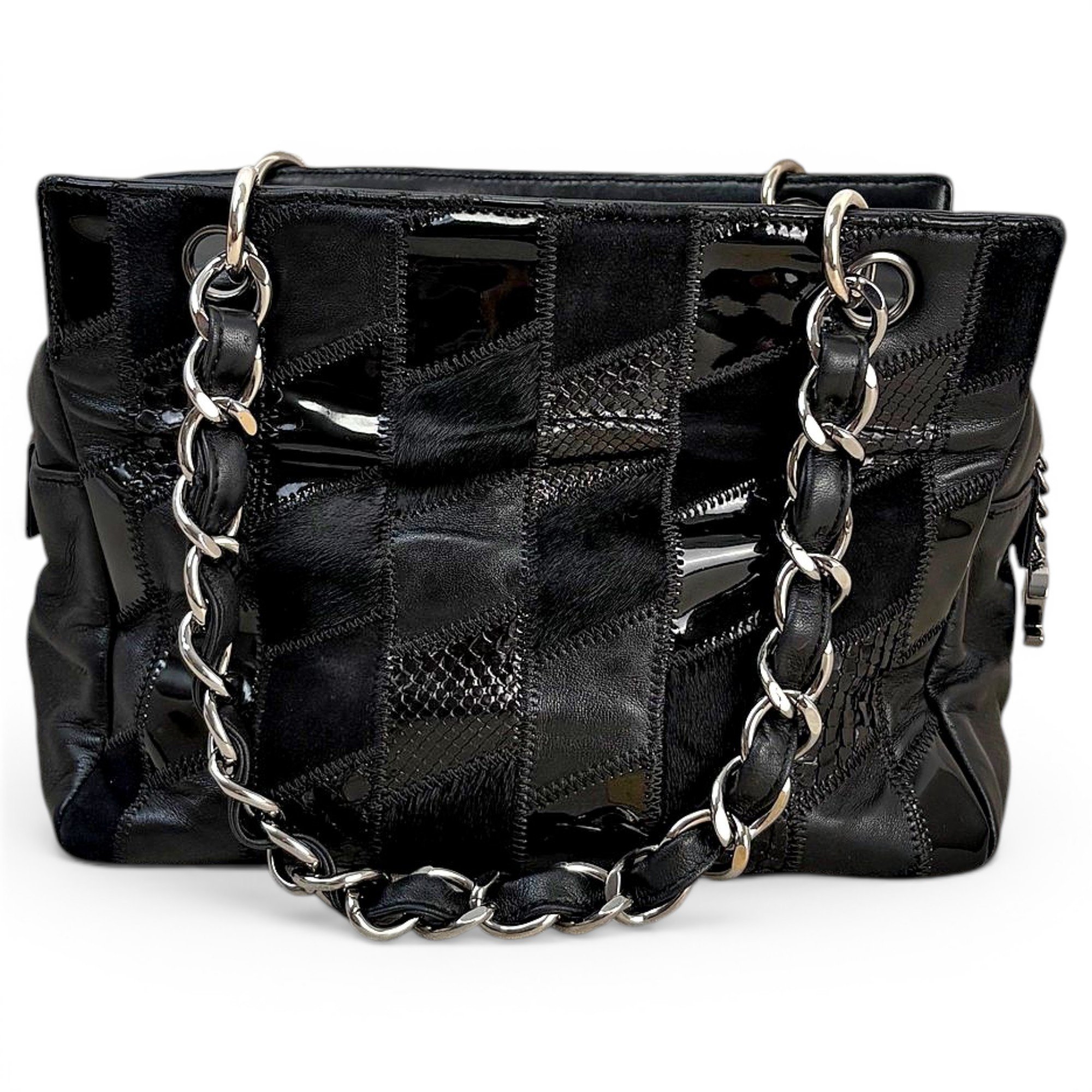 Timeless/Classique leather crossbody bag