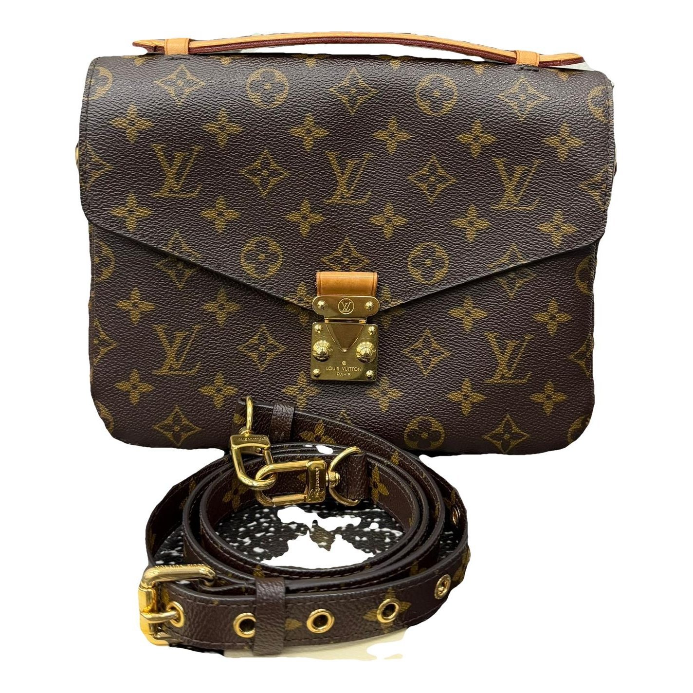 Metis leather handbag