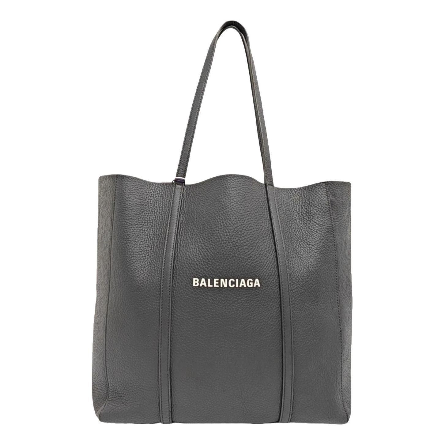 Everyday leather handbag