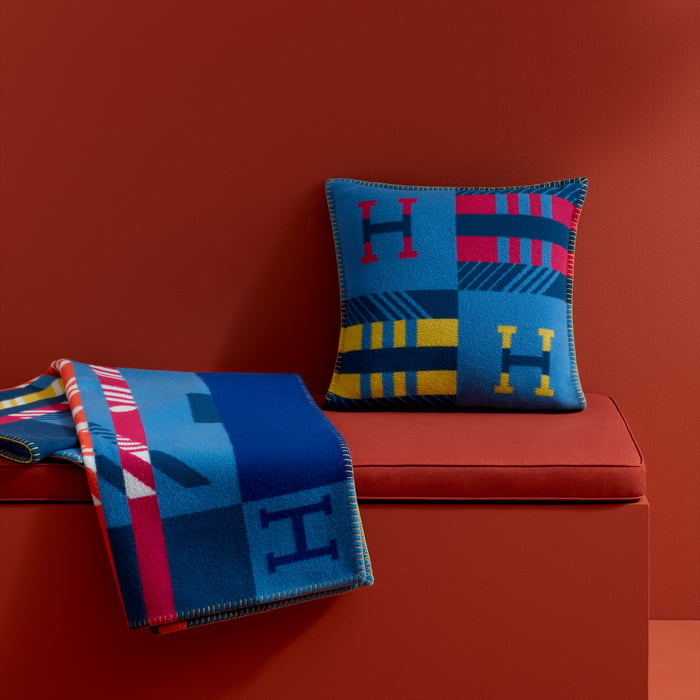 Avalon Jump'H Blanket