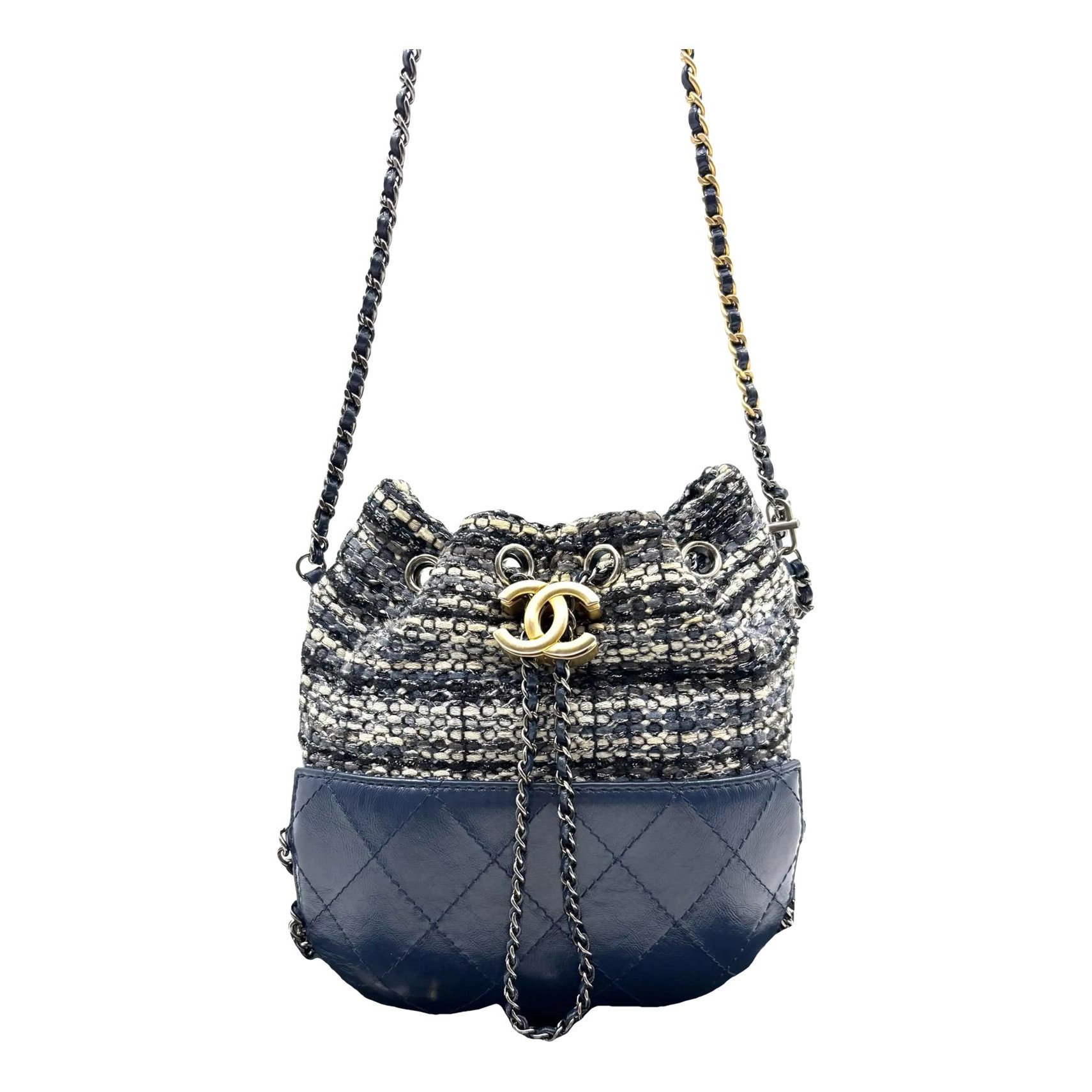 Gabrielle Bucket leather handbag
