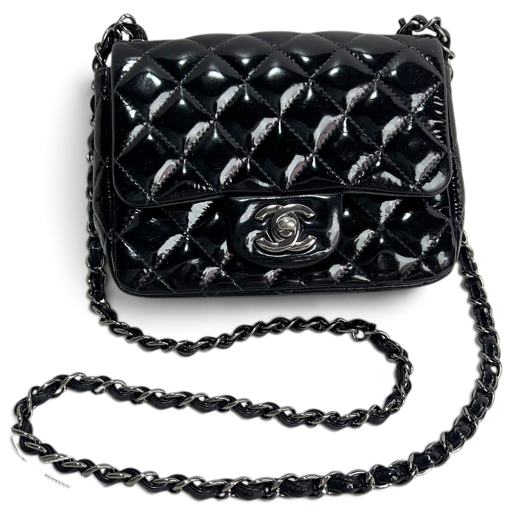 Timeless/Classique patent leather crossbody bag