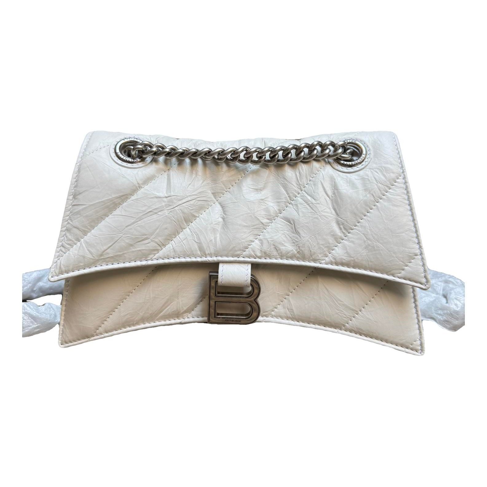 Crush leather handbag