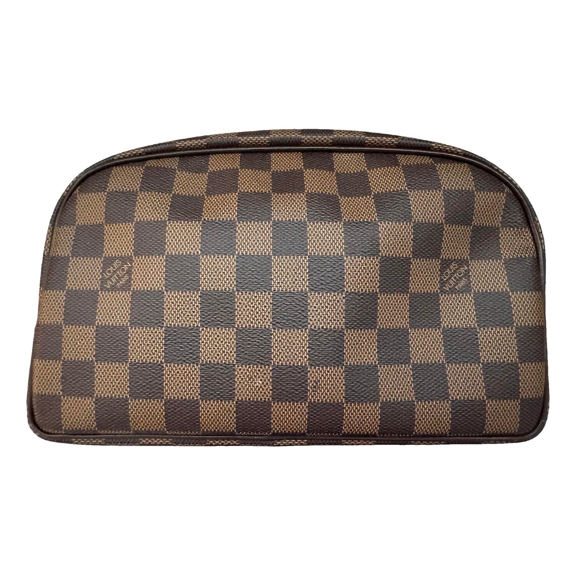 Patent leather vanity case