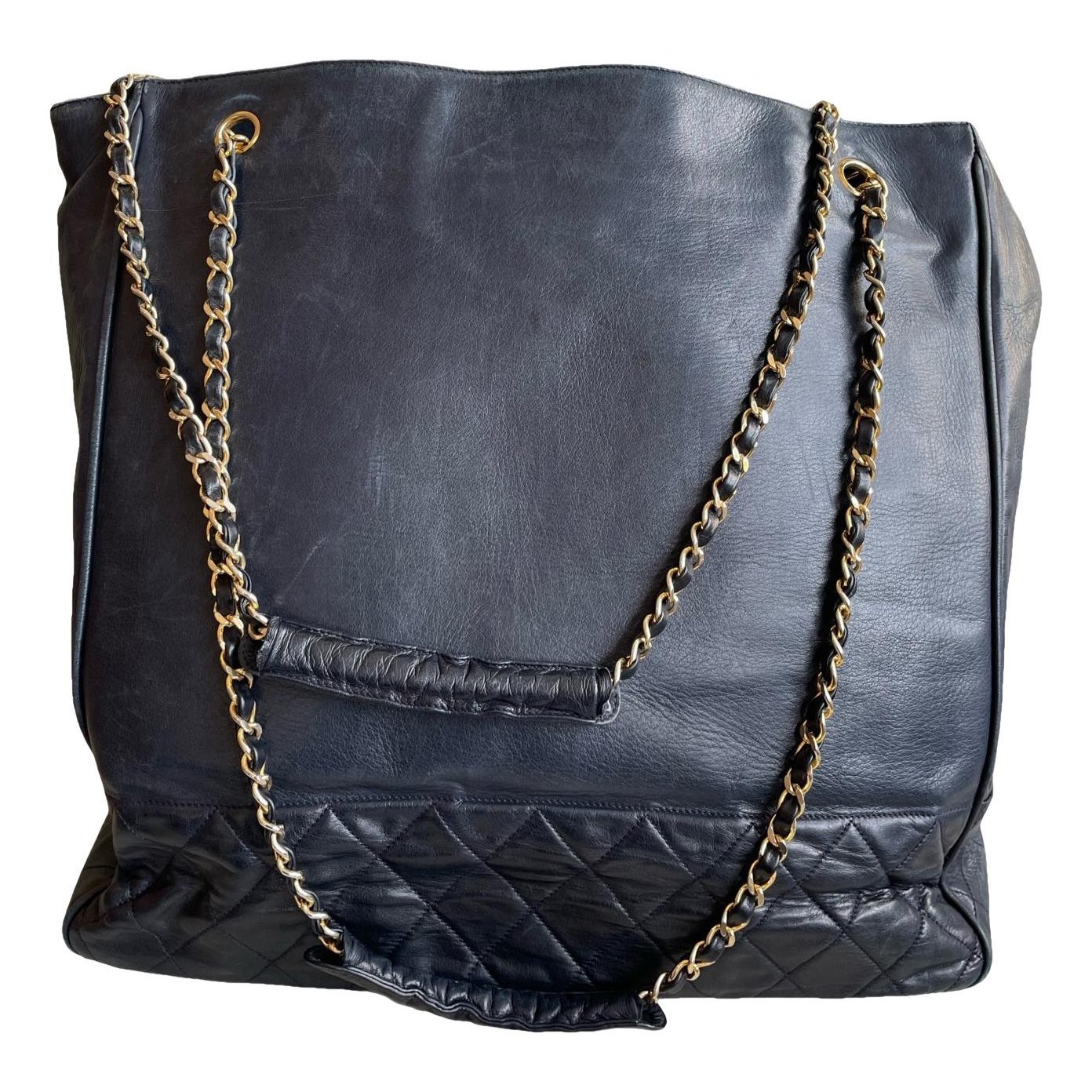 Vintage CC Chain leather tote