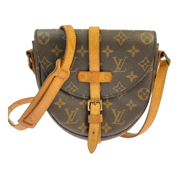 Chantilly leather crossbody bag