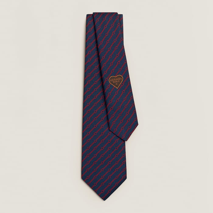Coeurs En Chaine Tie