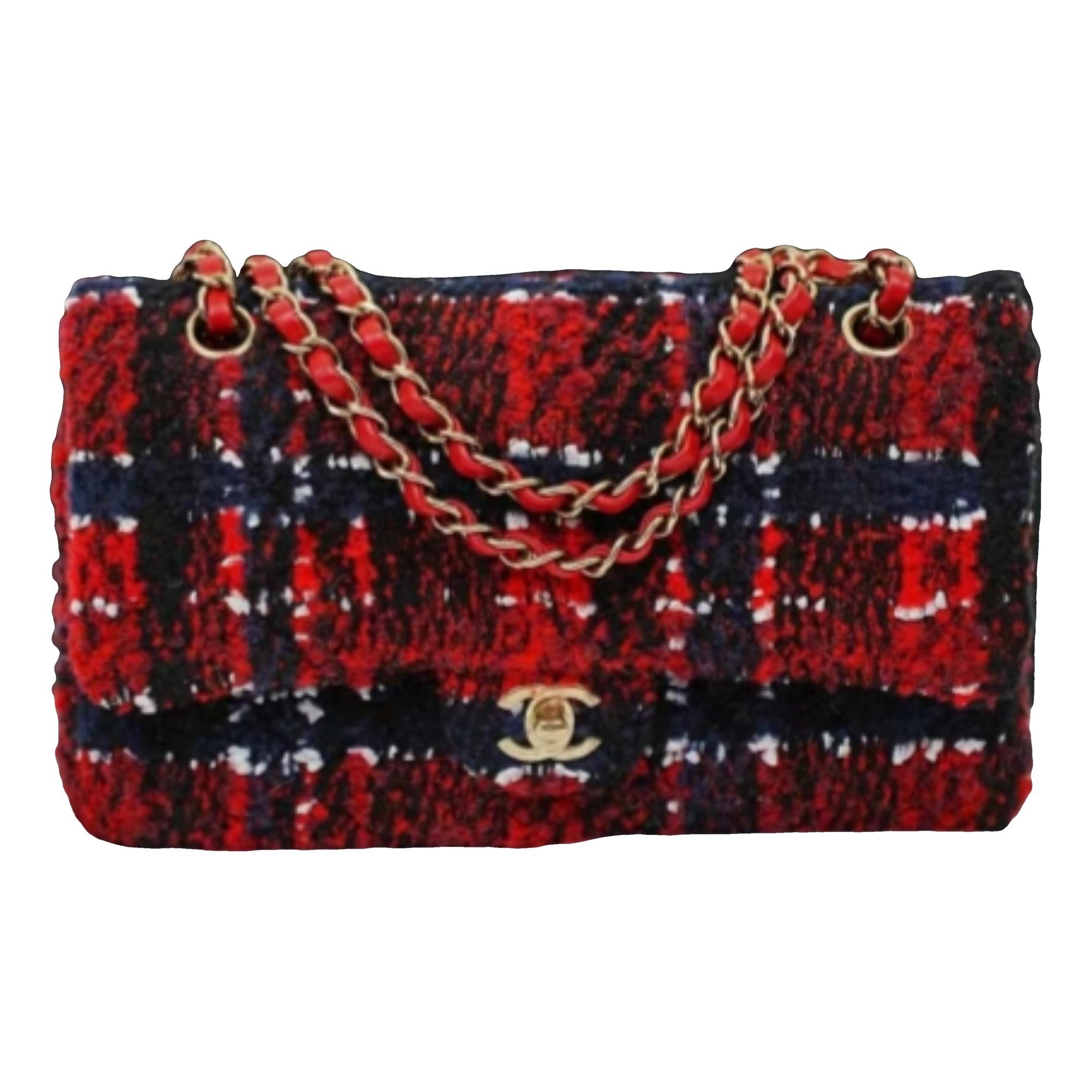 Timeless/Classique tweed crossbody bag