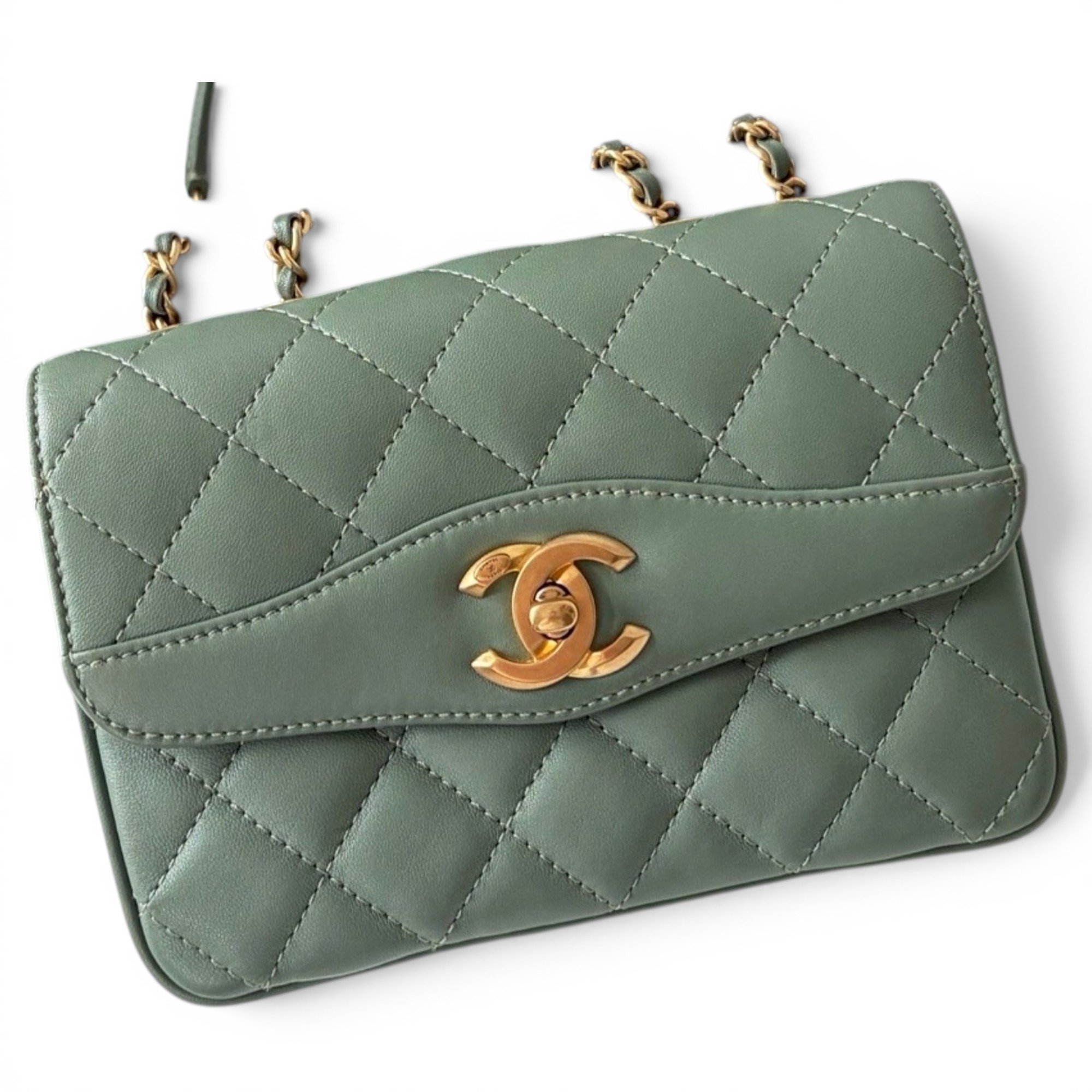 Timeless/Classique leather crossbody bag