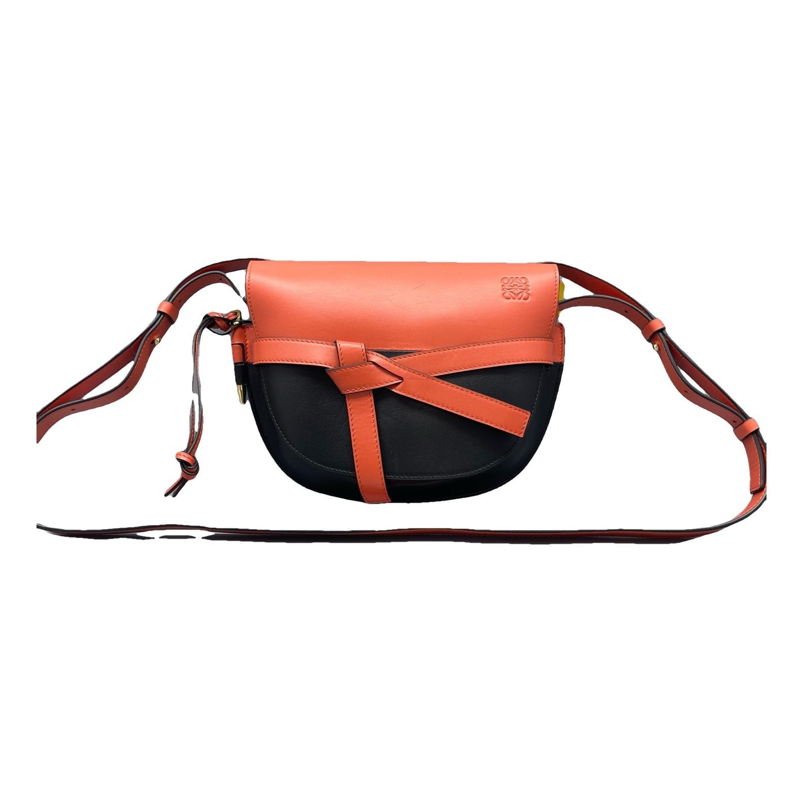 Gate leather handbag