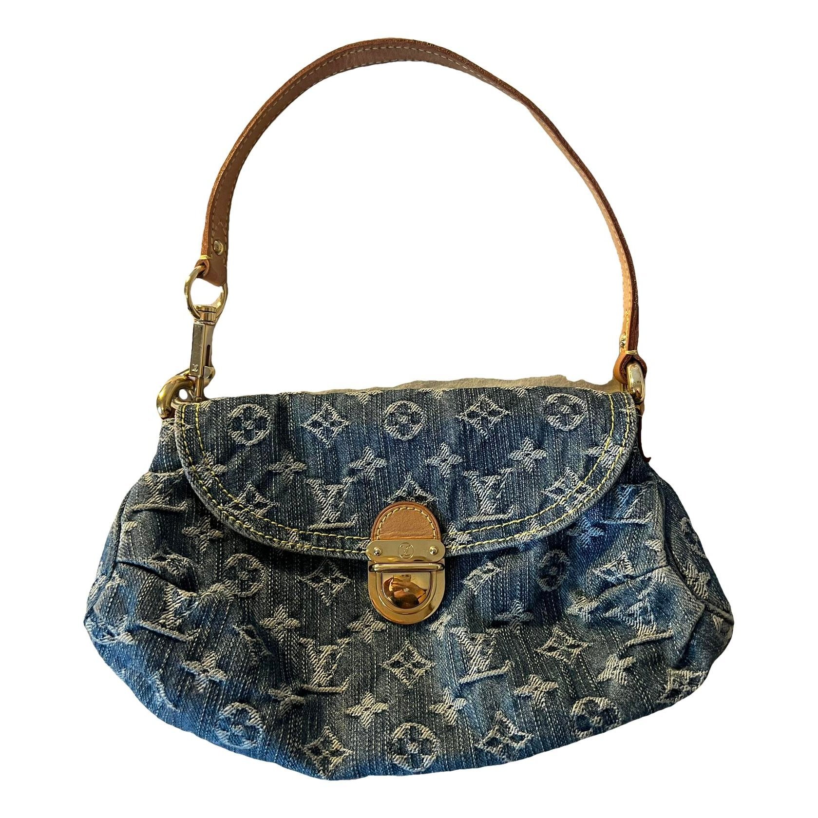 Pleaty handbag
