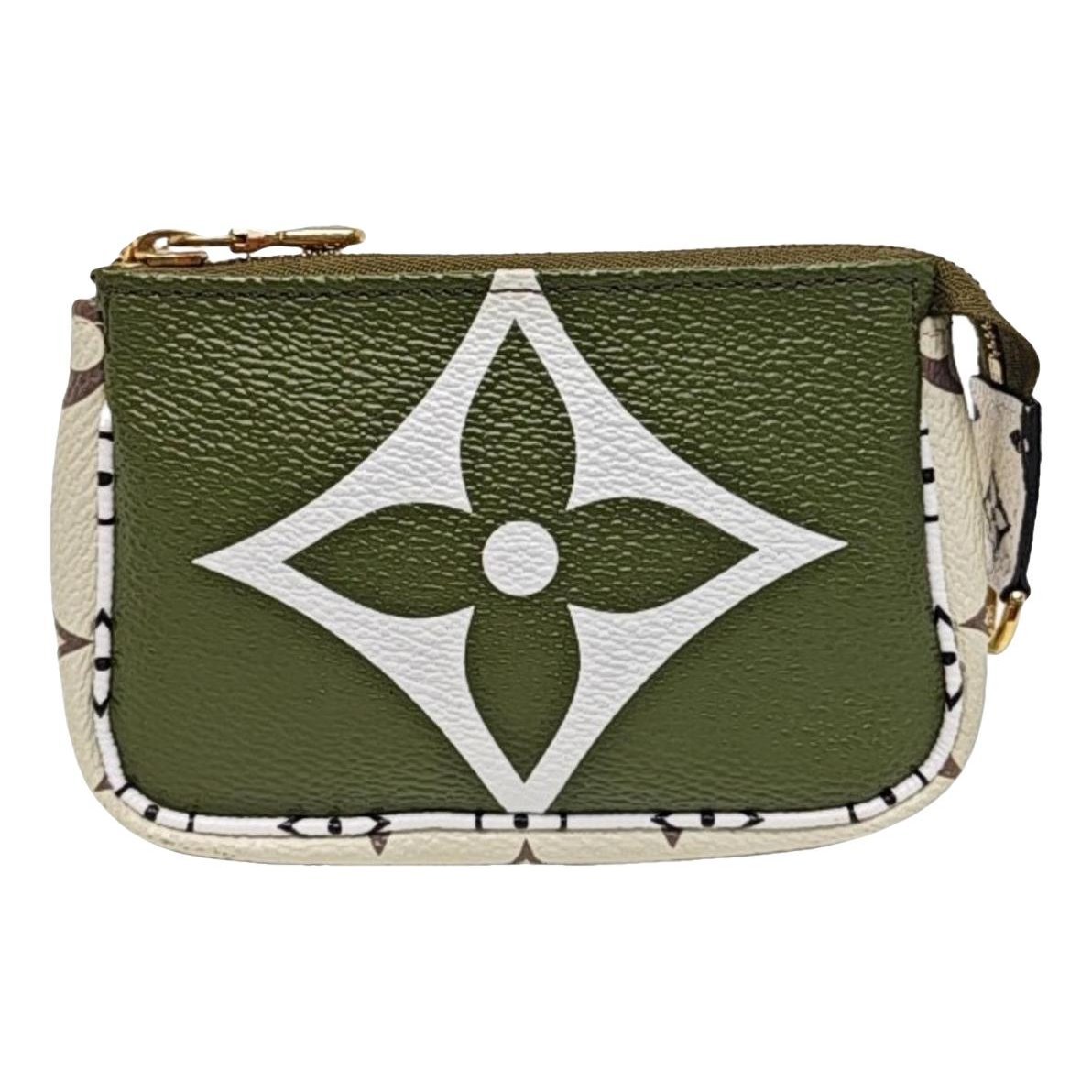 Louis Vuitton Maxi Multi Pochette Accessoires leather handbag