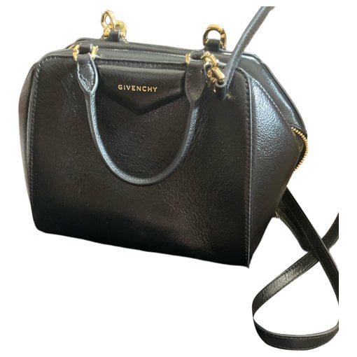 Givenchy Antigona leather handbag