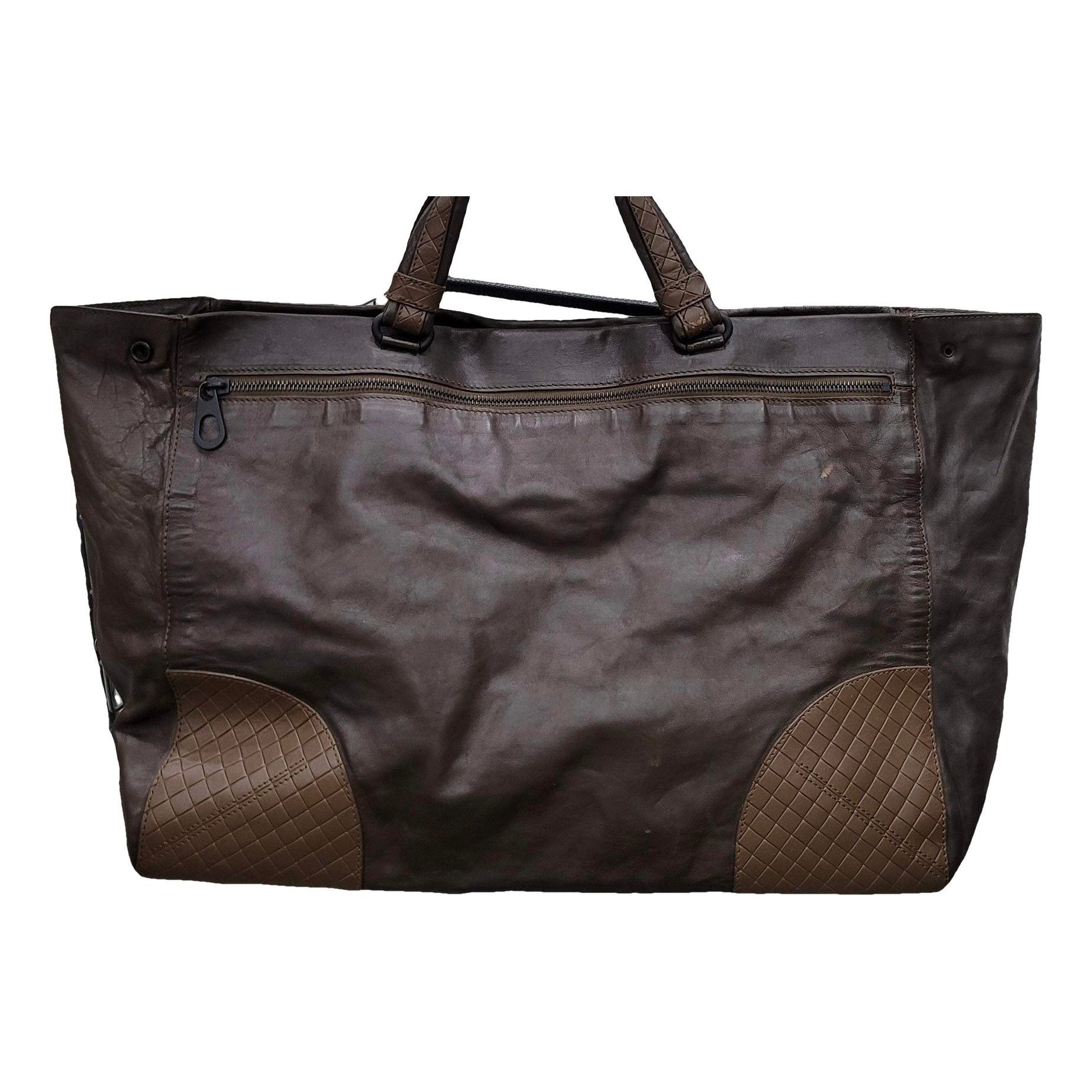 Leather tote