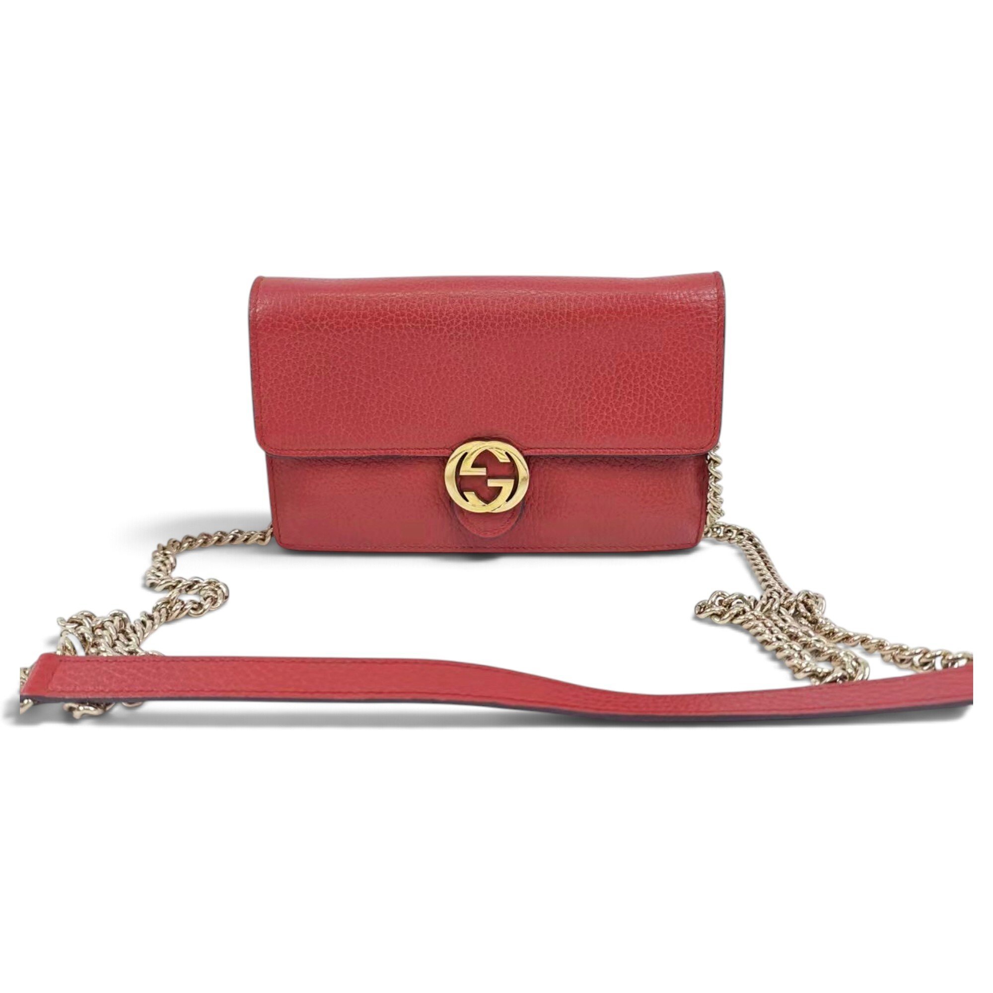 Interlocking leather crossbody bag