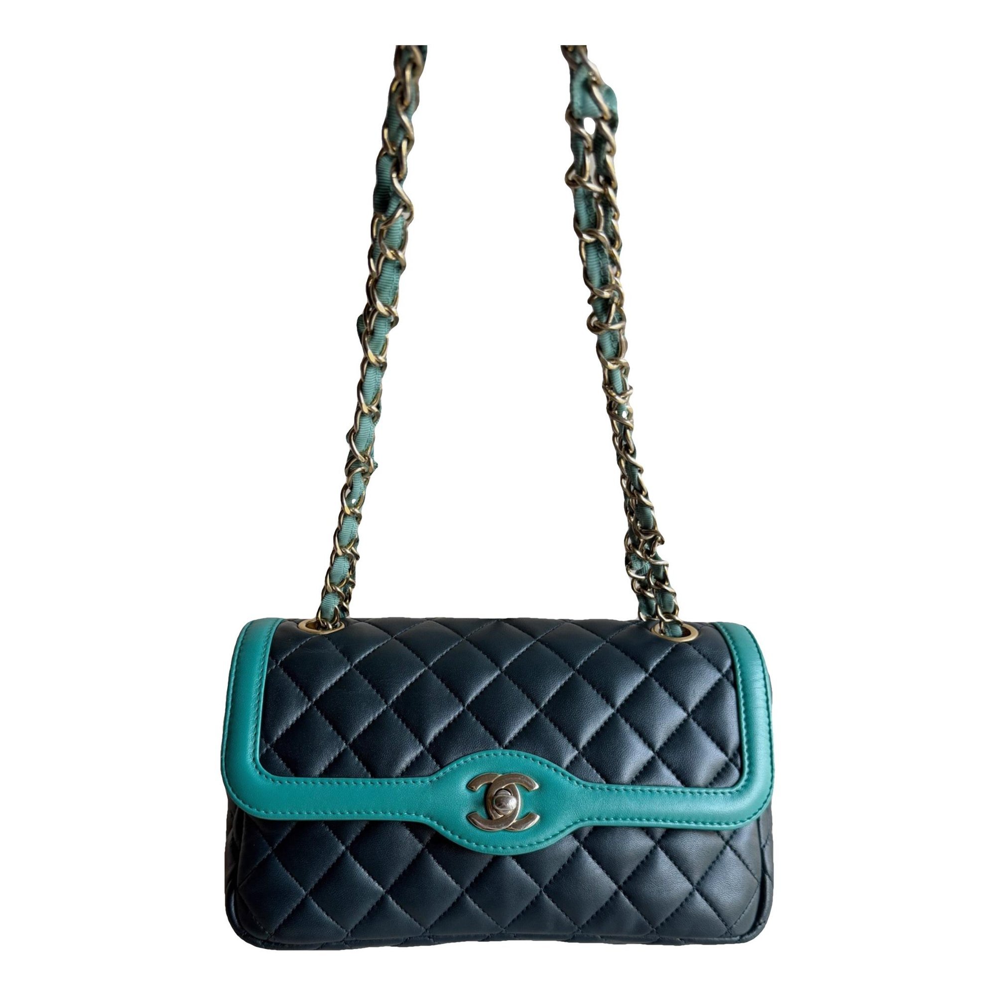 Timeless/Classique leather crossbody bag