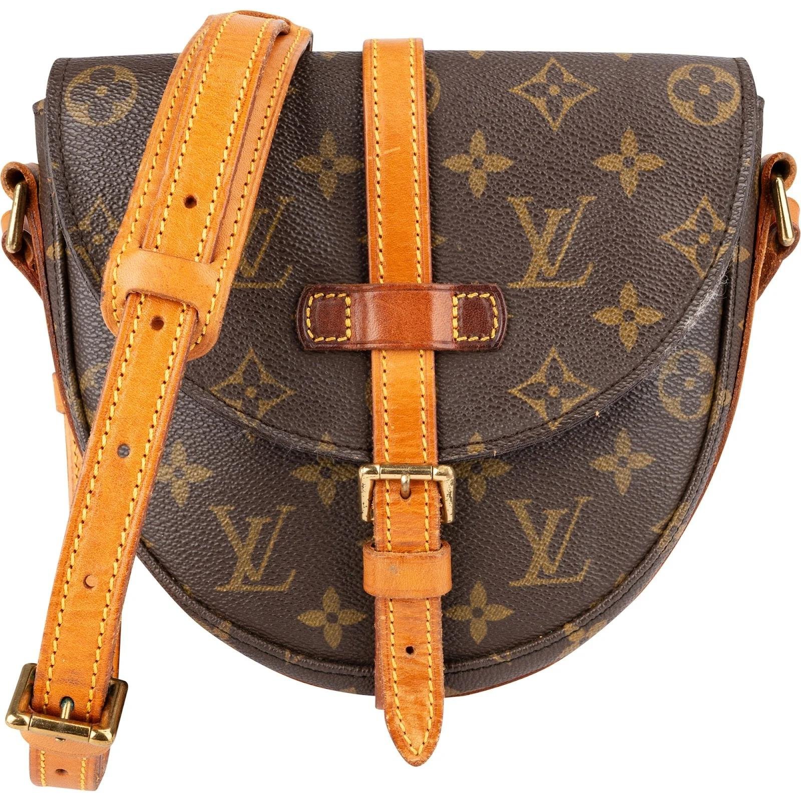 Chantilly leather crossbody bag