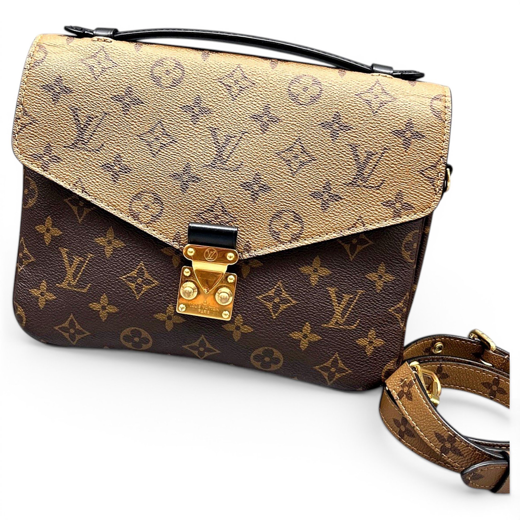 Metis leather handbag
