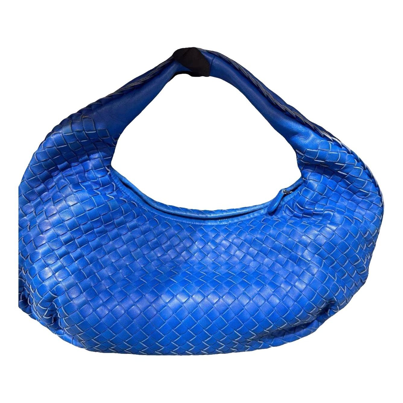Veneta leather handbag