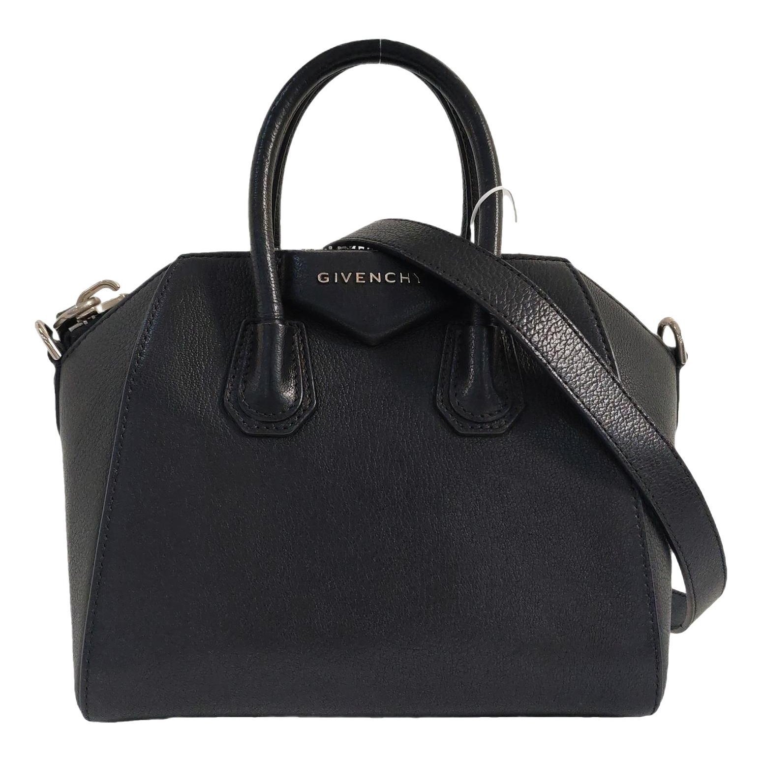 Givenchy Antigona leather crossbody bag
