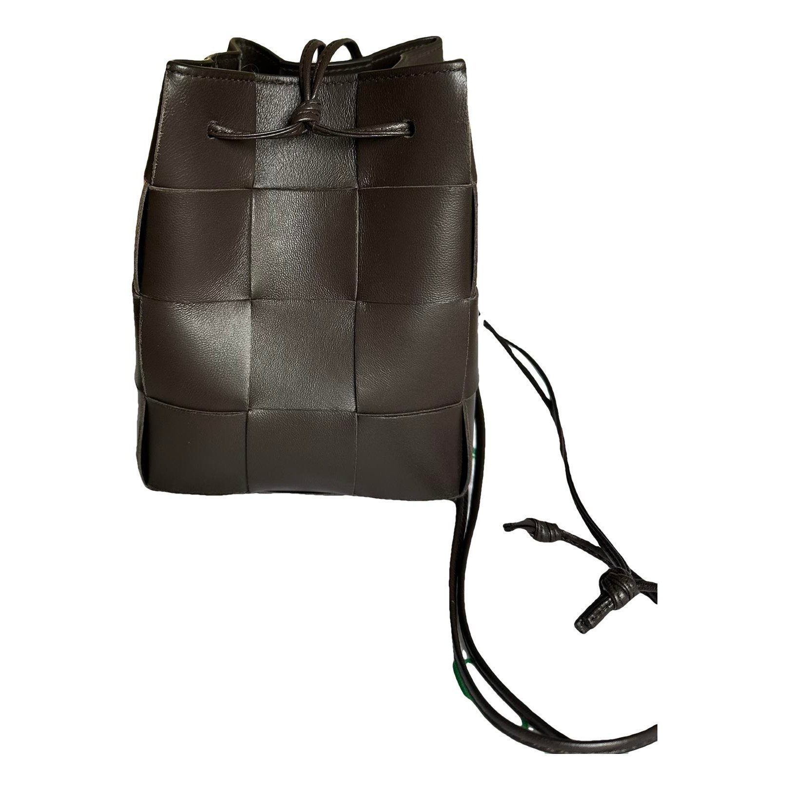 Cassette Bucket leather crossbody bag