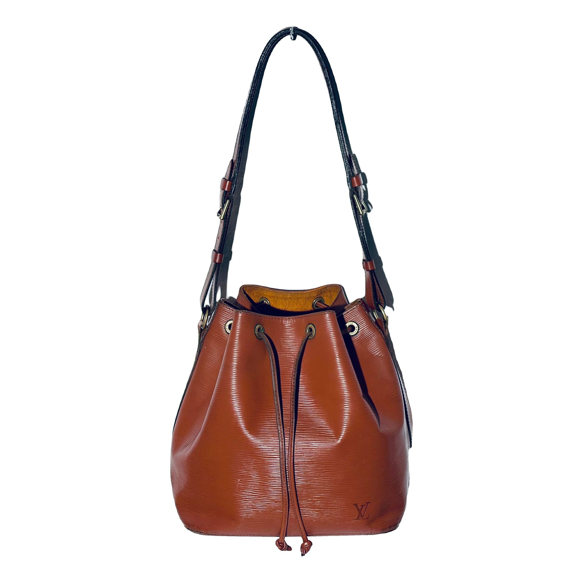 Noé leather handbag
