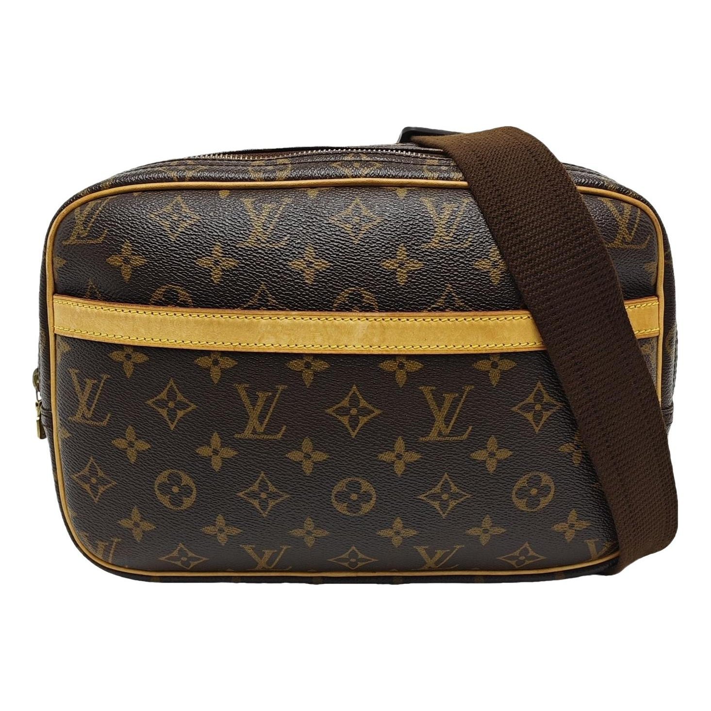 Reporter leather handbag