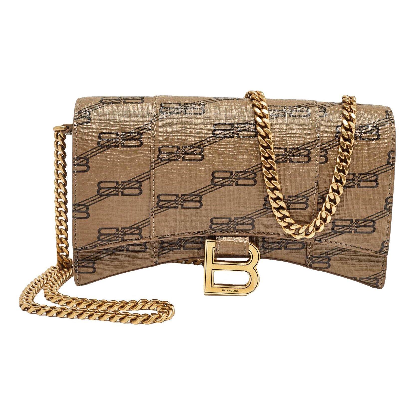 Hourglass cloth crossbody bag
